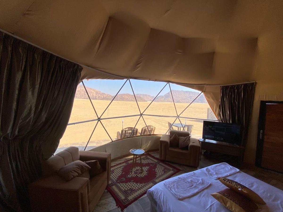 Rum Warm Bubble Camp Hotell Wadi Rum Exteriör bild